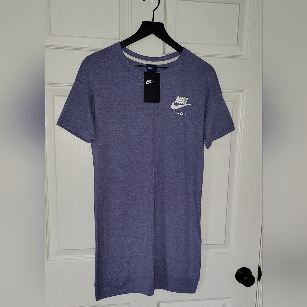 Nike Sportswear Women's T-Shirt Dress NWT Small